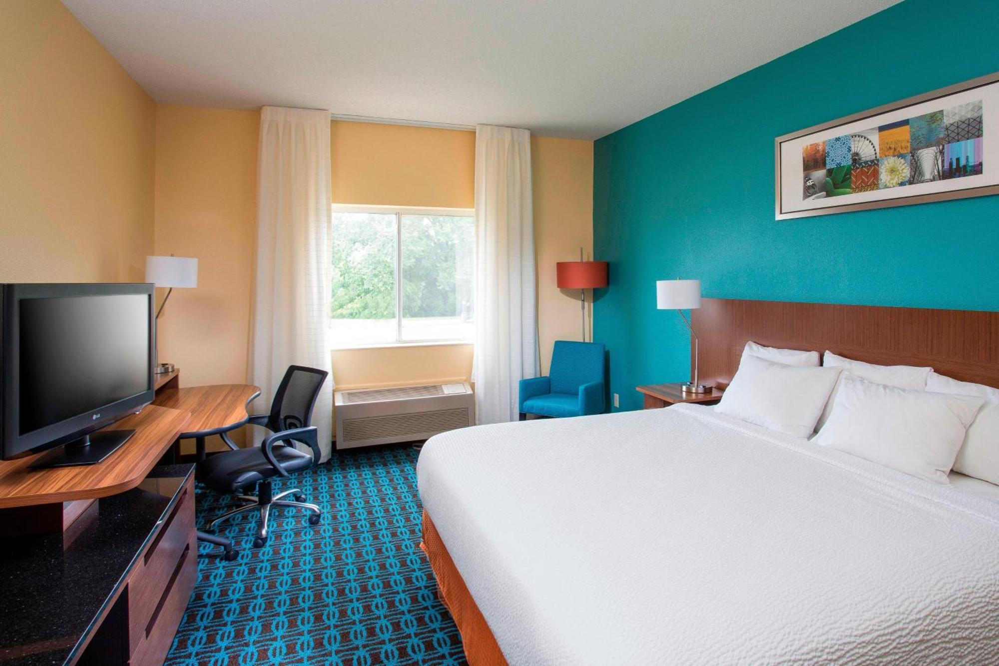 Fairfield Inn & Suites By Marriott Quincy Exterior photo