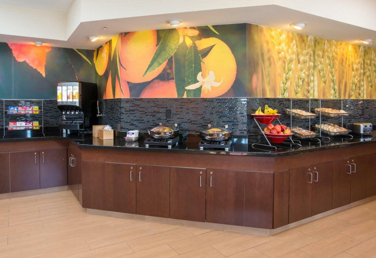 Fairfield Inn & Suites By Marriott Quincy Exterior photo